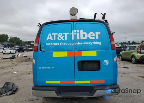 2014 Chevrolet Express G2500 z USA, uszkodzony, nr VIN 1GCWGFCA2E1914653